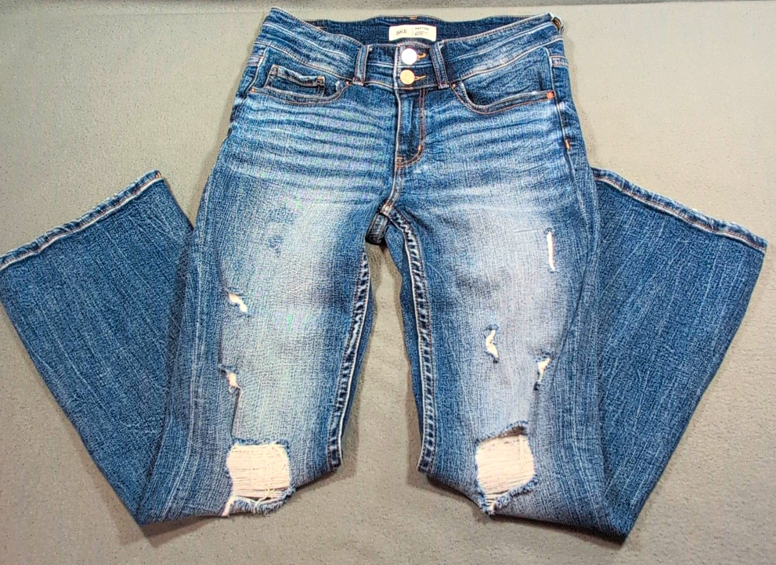 BKE Payton Universal Fit Mid Rise Bootcut Medium Wash Stretch Distressed Sz 28 BKE Payton Universal Fit Mid Rise Bootcut Medium Wash Stretch Distressed Sz 28