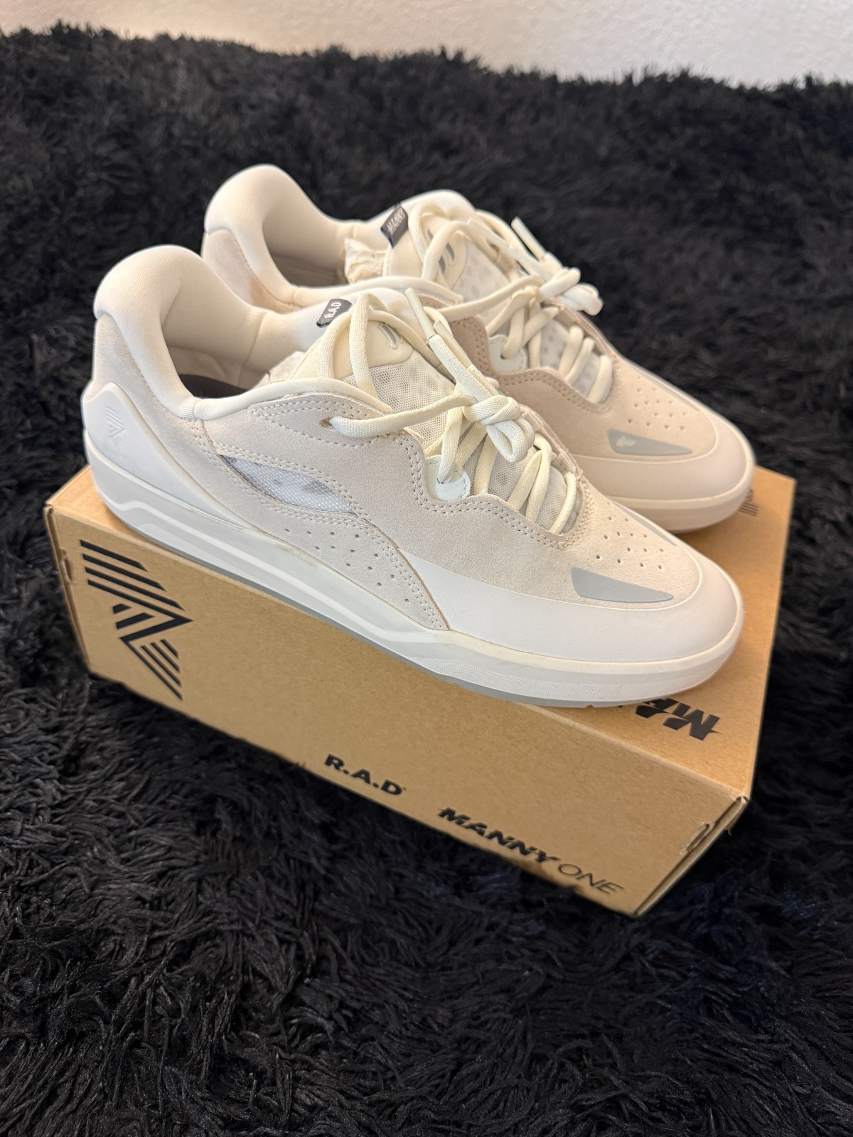 R.A.D. Manny One - Manny Santiago Pro Skateboard Shoe - Size 8 R.A.D. Manny One - Manny Santiago Pro Skateboard Shoe - Size 8