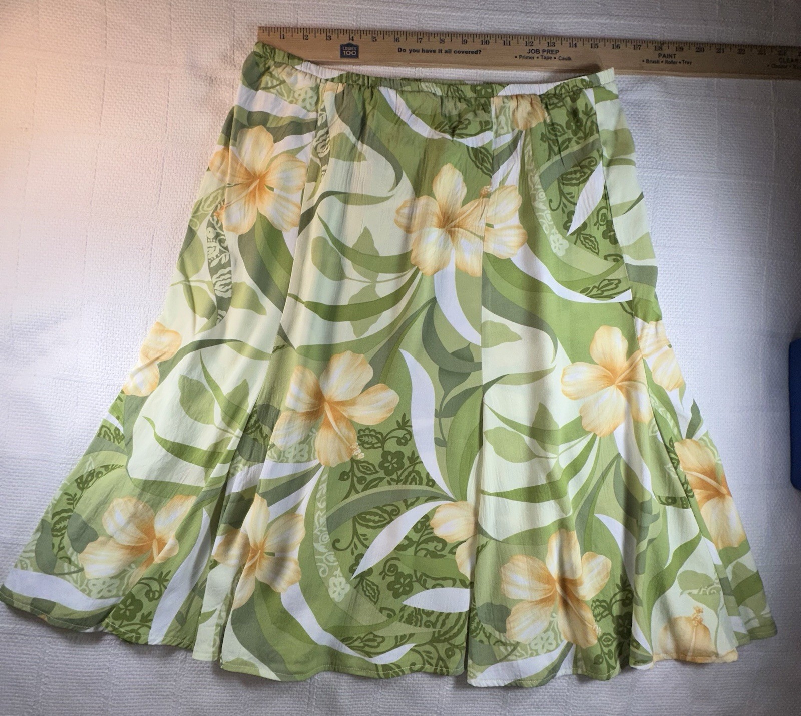 Large Vintage 80’s Kauaiana Hawaii Womens Floral Skirt tropical 100% Rayon X-504 Large Vintage 80’s Kauaiana Hawaii Womens Floral Skirt tropical 100% Rayon X-504