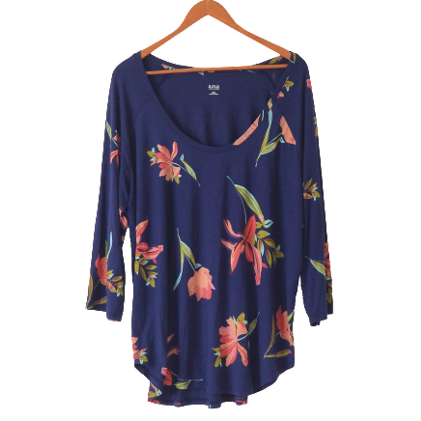 a.n.a. A New Approach, Top Crew Neck, Floral Blue - Size XXL