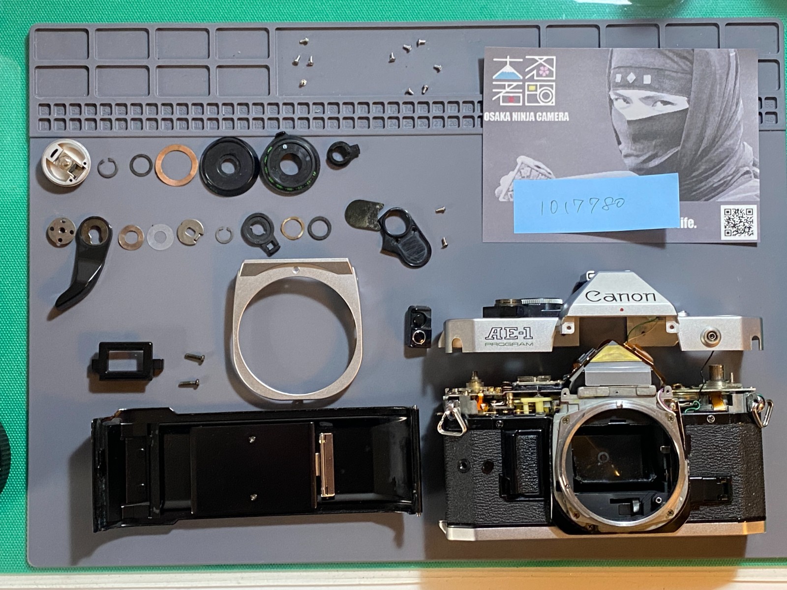 [ Serviced, NEAR MINT+ ] CANON AE-1 Program + FD 50mm f/1.4 | ALL Works |