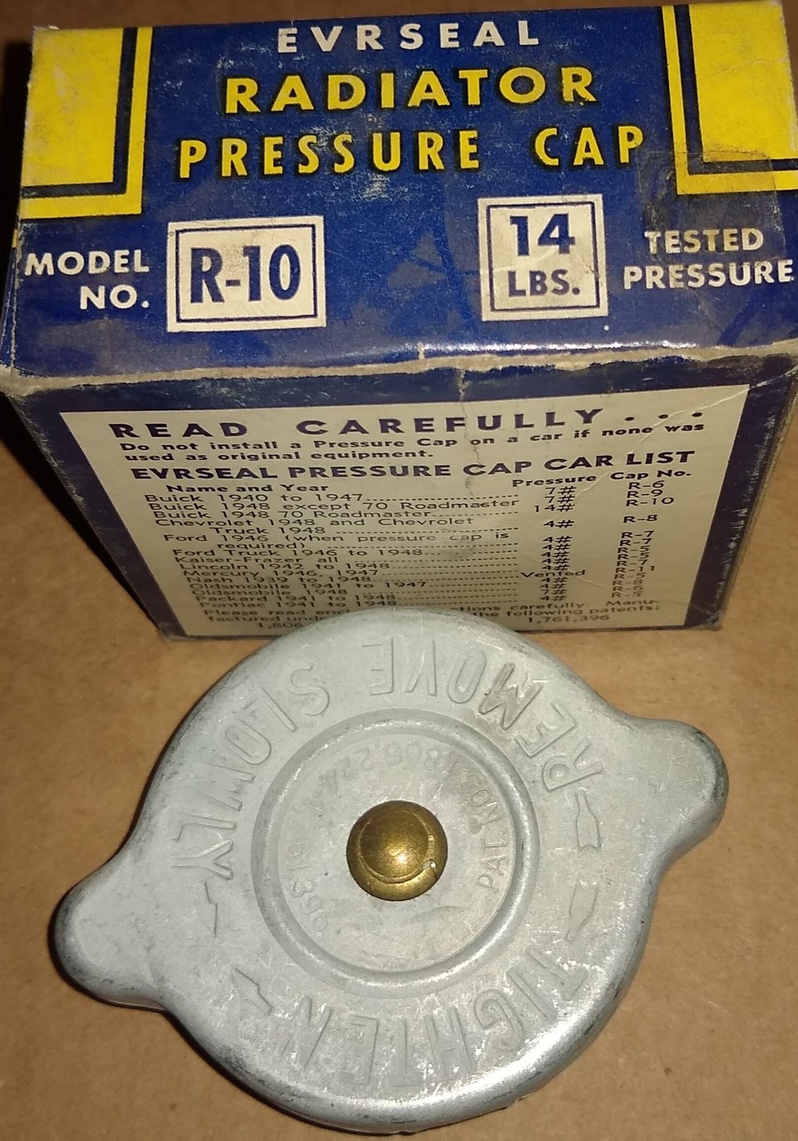 Evrseal R-10 Radiator Pressure Cap Fits Buick 1948 14lbs Willys '37 to '41 NOS Evrseal R-10 Radiator Pressure Cap Fits Buick 1948 14lbs Willys '37 to '41 NOS