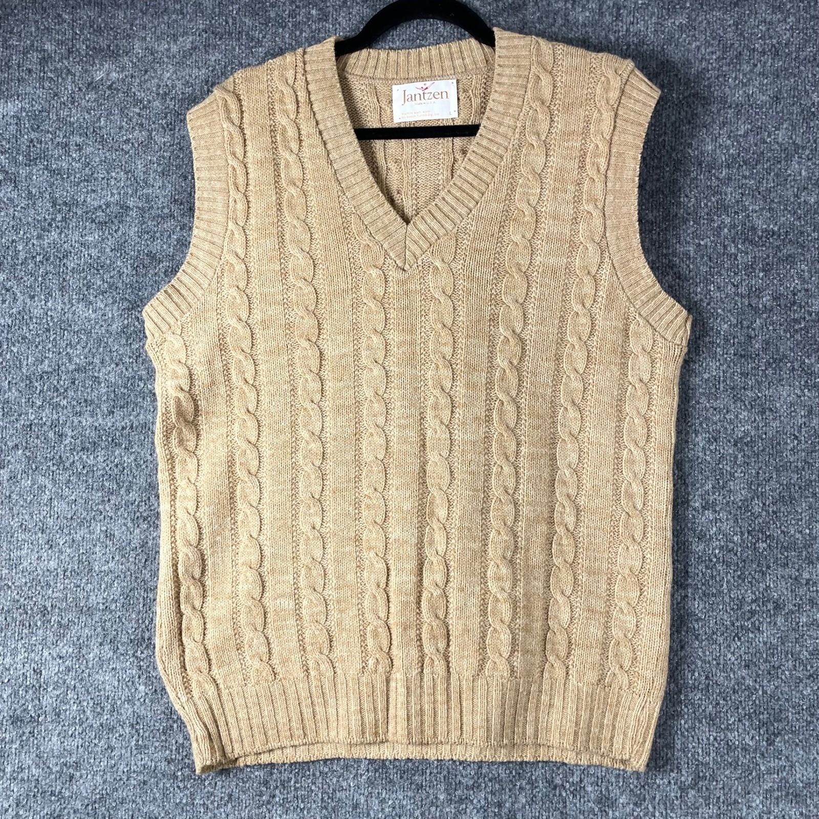 Vintage Jantzen Sweater Vest Mens Large Tan Cable Knit V Neck Made in USA 70s Vintage Jantzen Sweater Vest Mens Large Tan Cable Knit V Neck Made in USA 70s