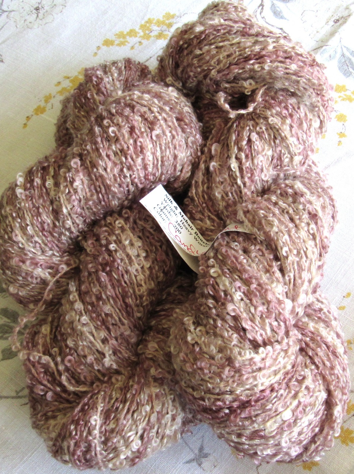 2 Hanks 380yd ea British MOHAIR SILK BOUCLE Heavy Worsted Aran Yarn CANDLELIGHT