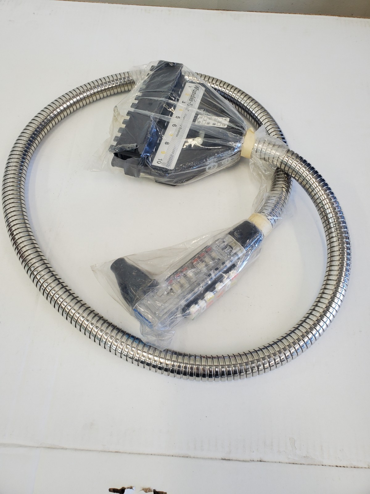 Wunder-Bar Mark 4 Bar Dispensing System. 10 Button 53in hose. #M4-8080K2M5TW