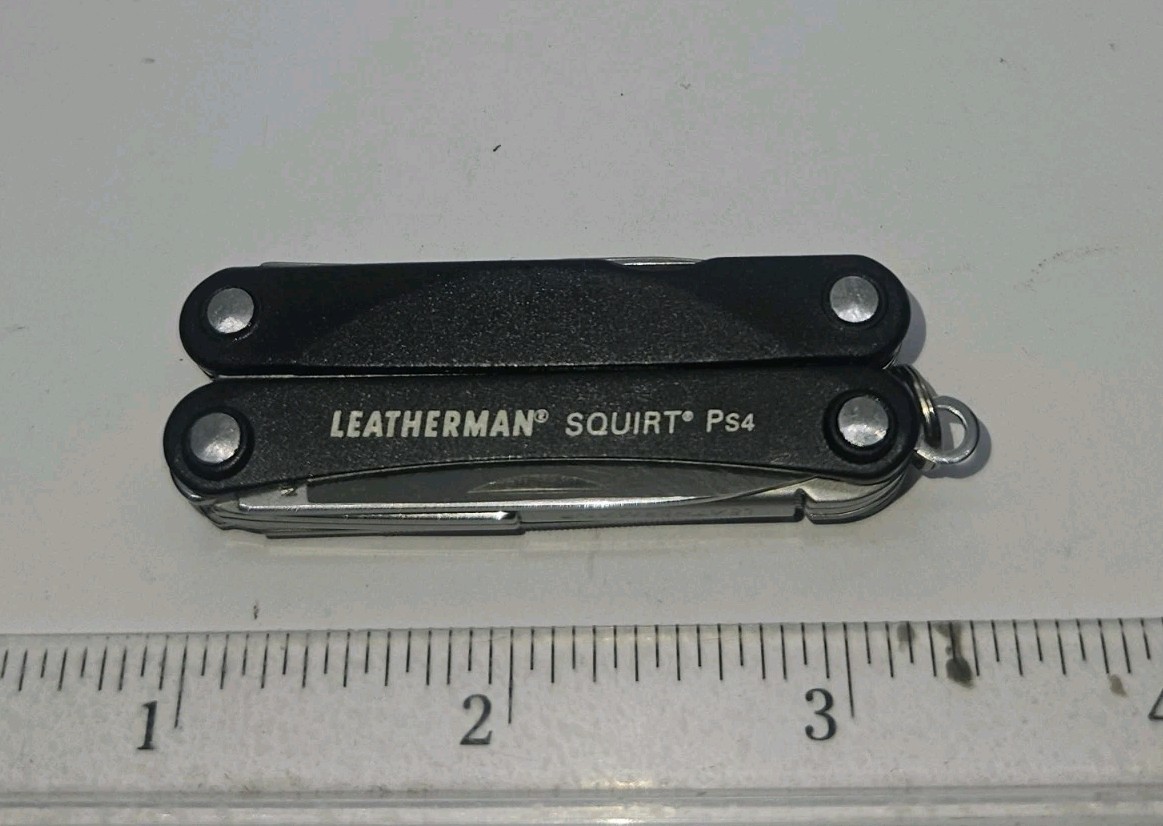 Used Leatherman Squirt PS4 Multi Tool