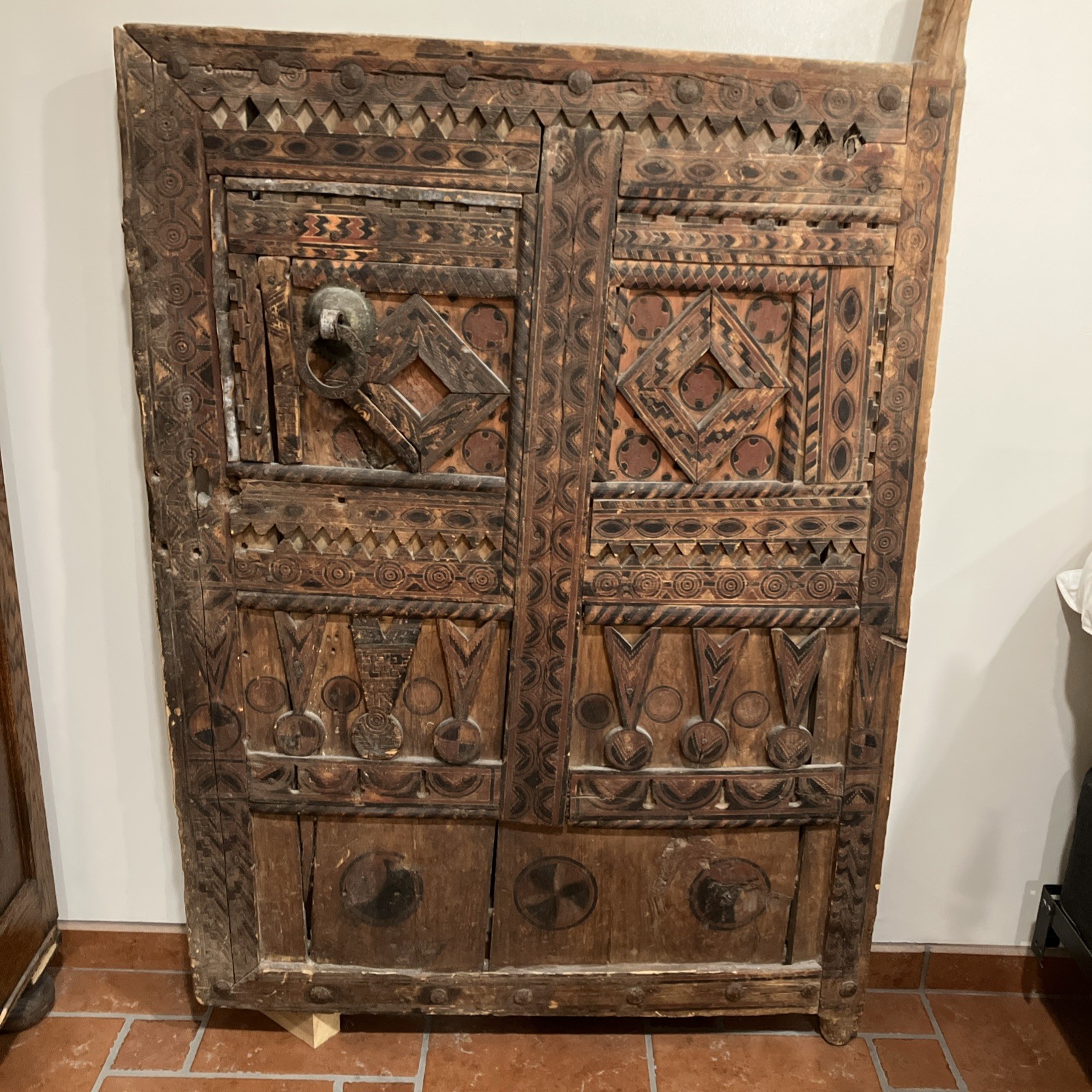 Antique berber granary door handmade amazigh fornt wall traditional 36”x48”45 Lb