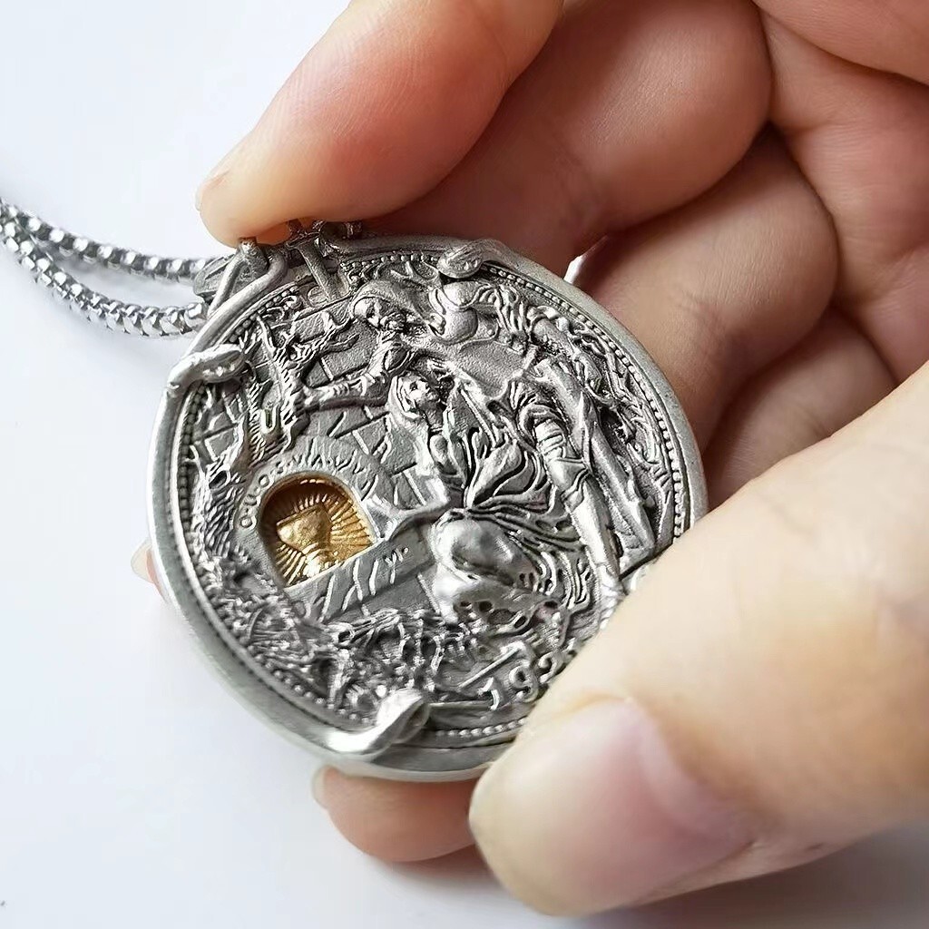 Vintage Movable Mechanism Holy Grail Coin Pendant With Removable Decorations Vintage Movable Mechanism Holy Grail Coin Pendant With Removable Decorations
