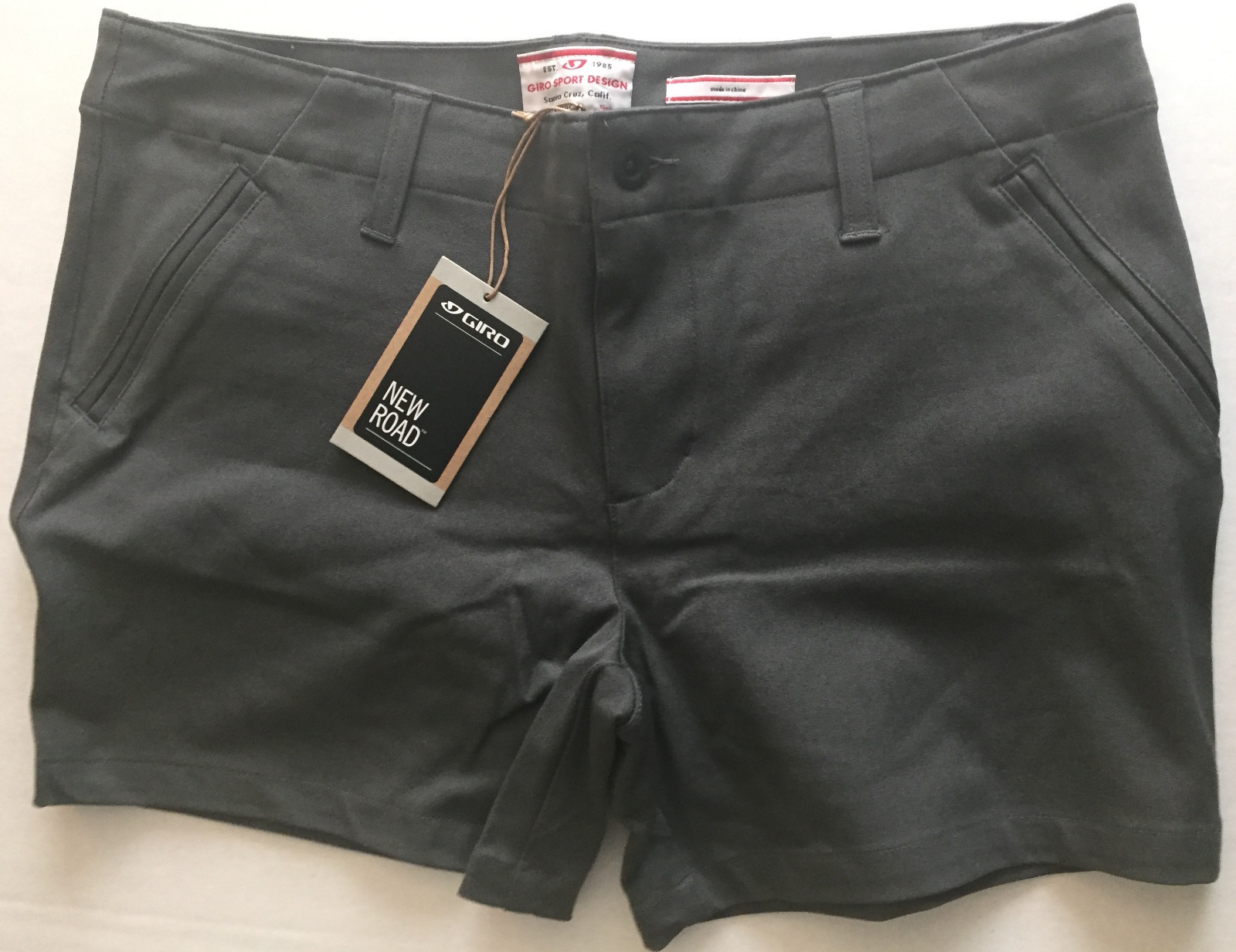 New Giro Women\'s Bike Mobility Overshort Classic Fit Gray Small 4 Bike Shorts