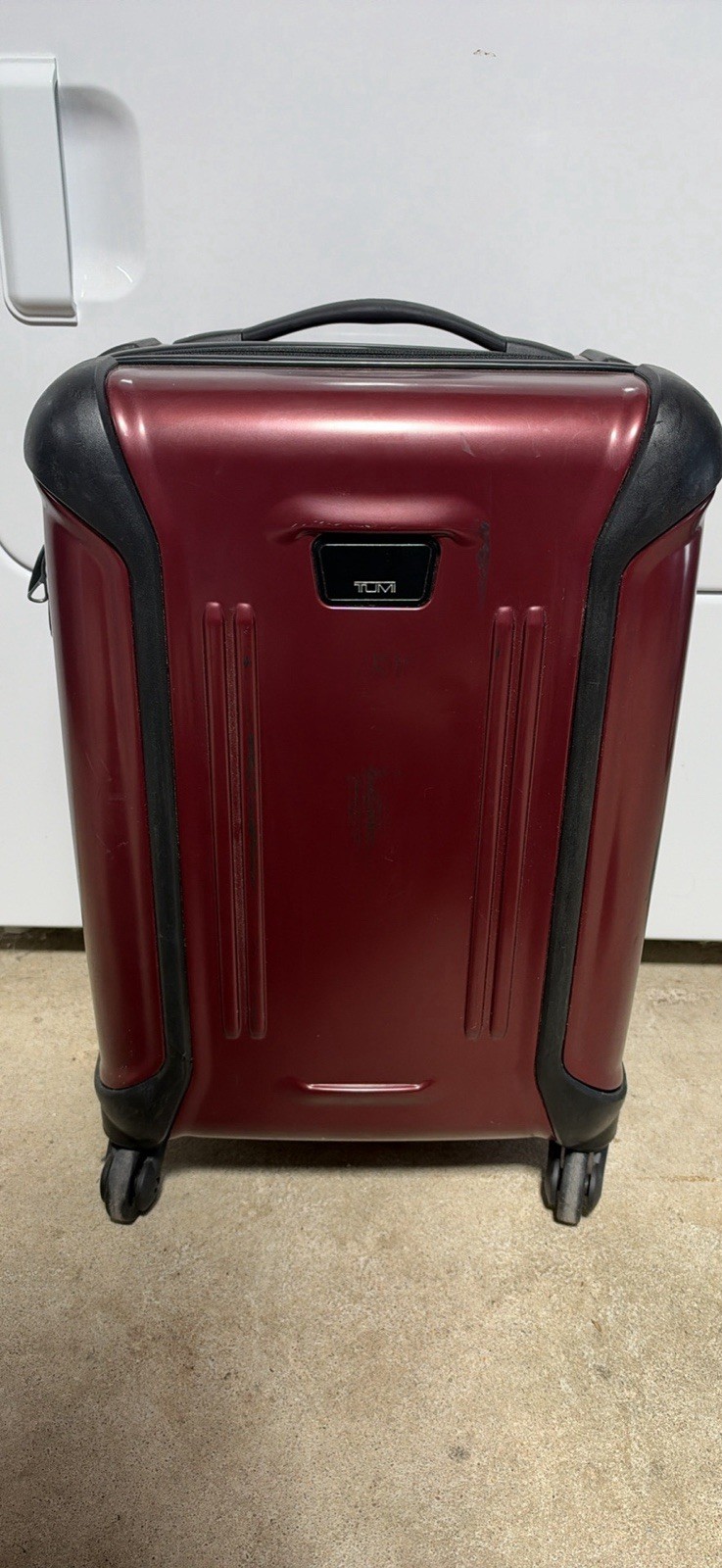 Tumi Vapor International Carry On Maroon Luggage 22