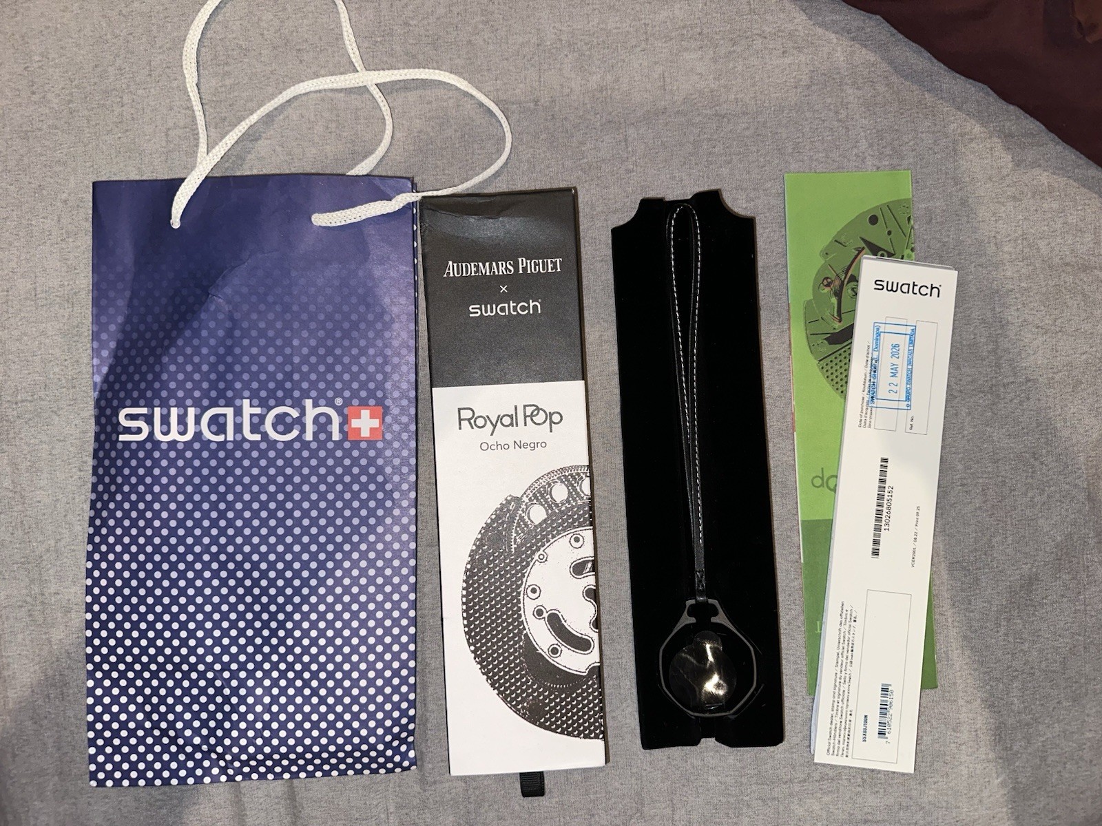 Swatch Royal Pop Swatch Royal Pop