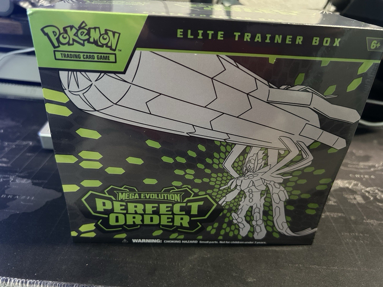 Pokémon - PERFECT ORDER - Elite Trainer Box ETB No Rips  Great  - NEWSEALED