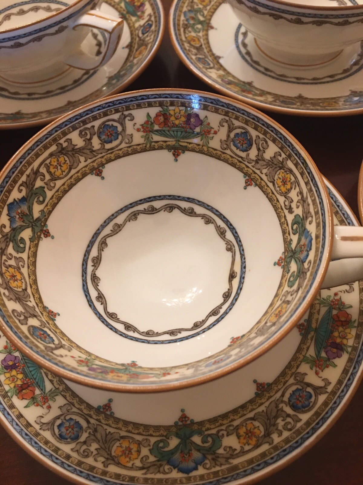 Minton PLYMOUTH Cup & Saucer Minton PLYMOUTH Cup & Saucer