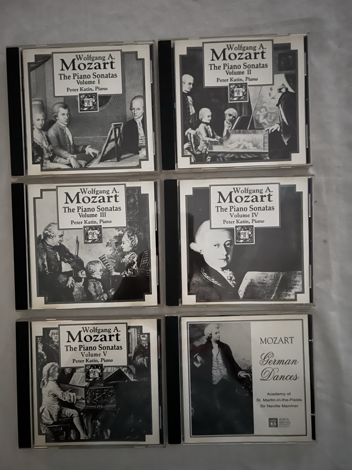 CD Music - MOZART - The Piano Sonatas, Vol 1-5 + German Dances CD Music - MOZART - The Piano Sonatas, Vol 1-5 + German Dances