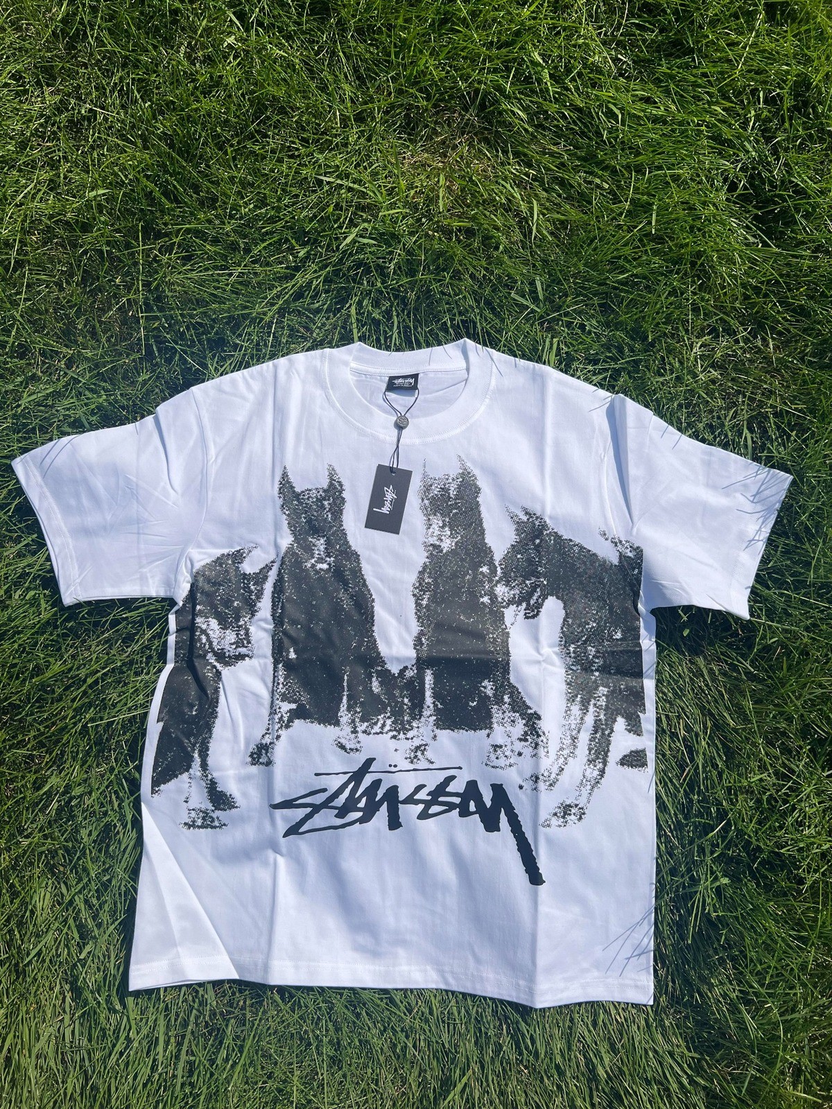 White Stussy Dog Pack Graphic Men\'s T-Shirt sz L