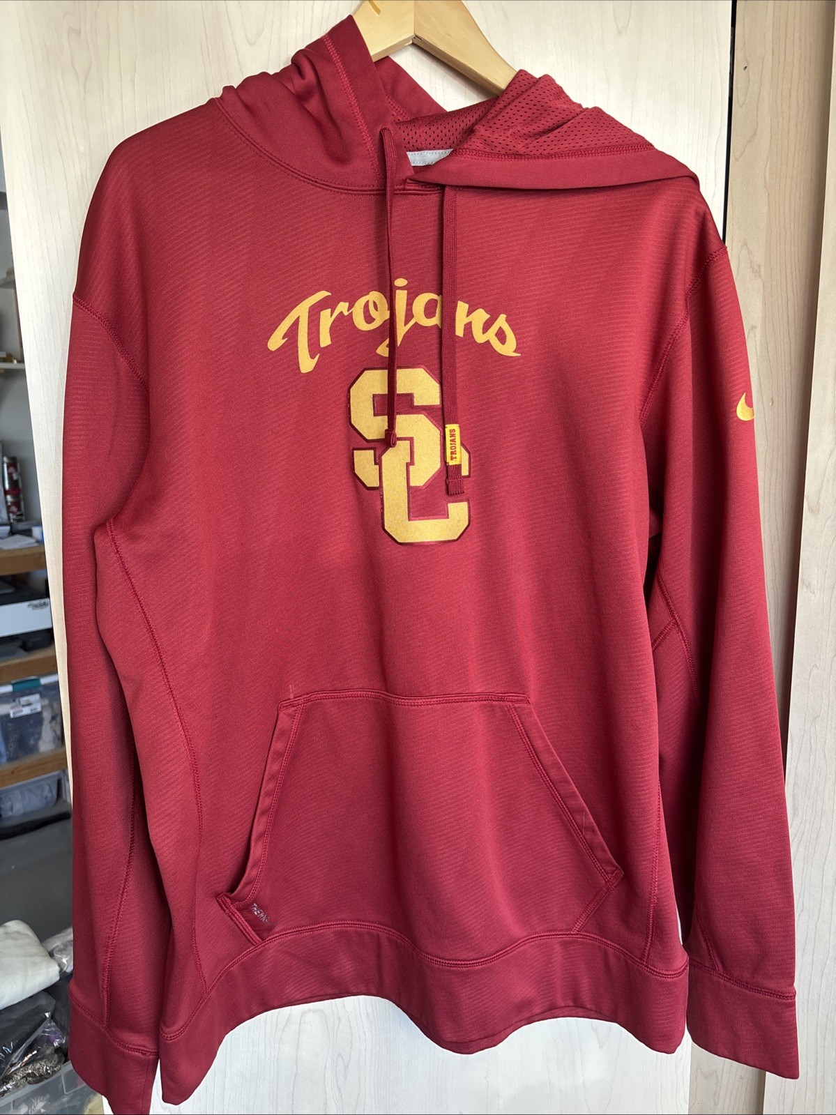 Nike USC Hoodie Trojans Mens Large Therma Fit University of Southern California Nike USC Hoodie Trojans Mens Large Therma Fit University of Southern California