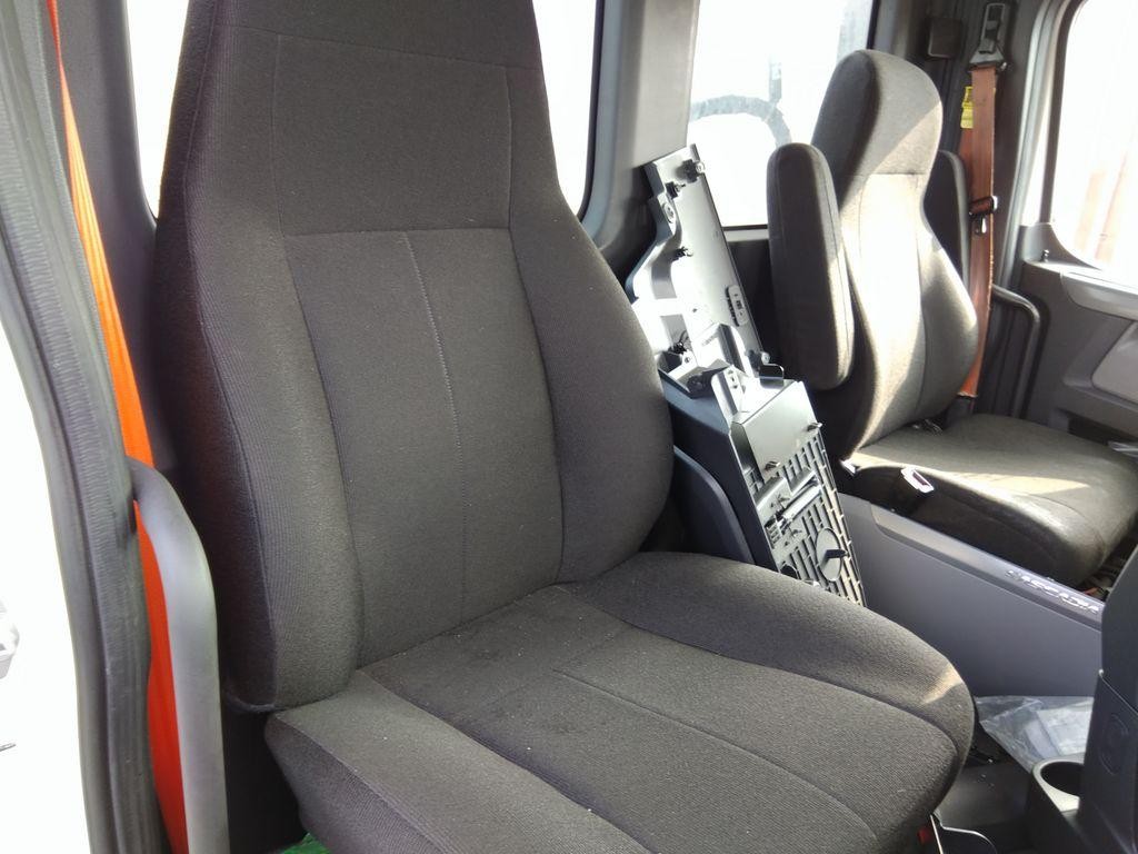 Replaces 2022 FREIGHTLINER CASCADIA 126 FRONT SEAT , MD Replaces 2022 FREIGHTLINER CASCADIA 126 FRONT SEAT , MD