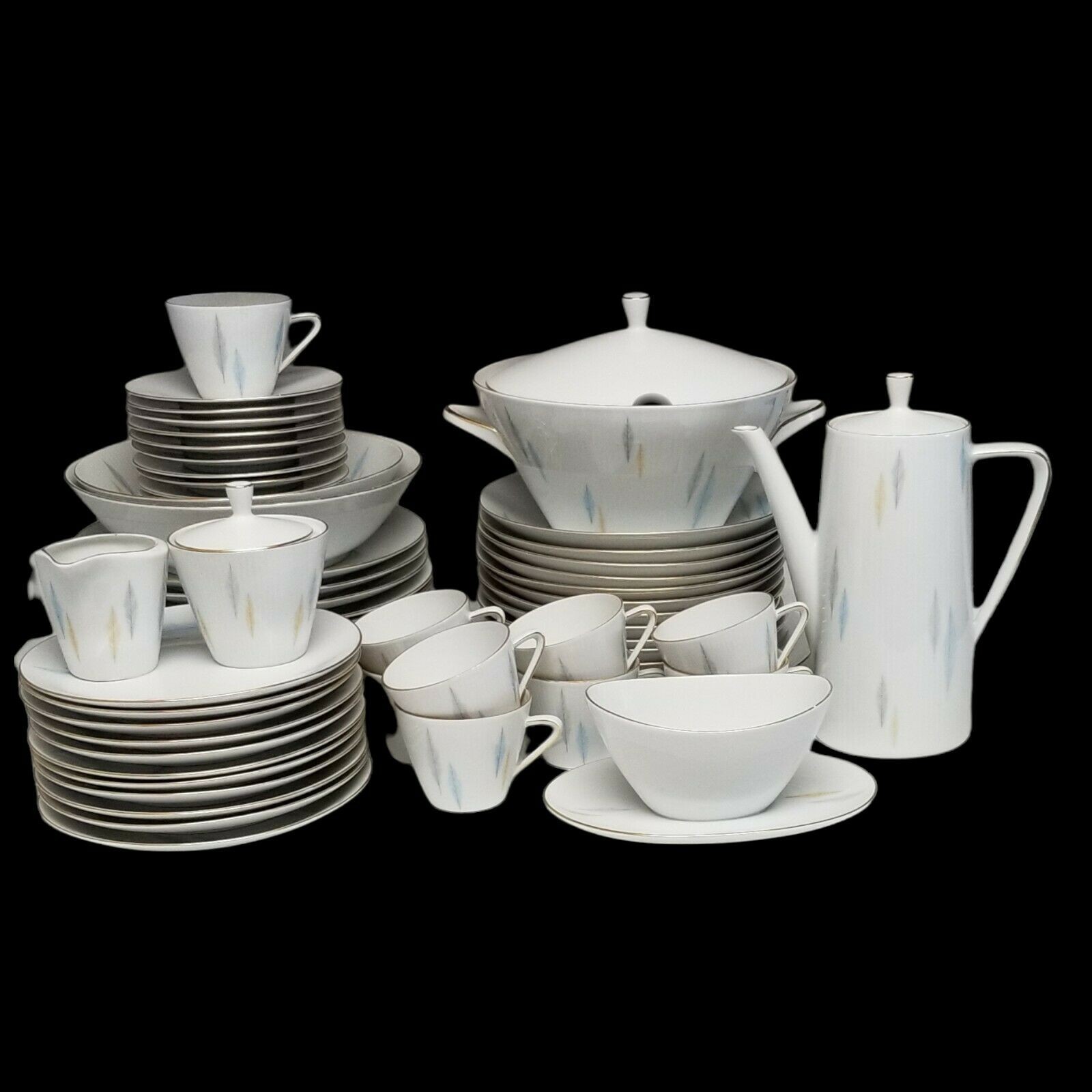 Seltmann Weiden Bavaria Monika Vintage Gold Rims Rare 64 PC Dinnerware China Set