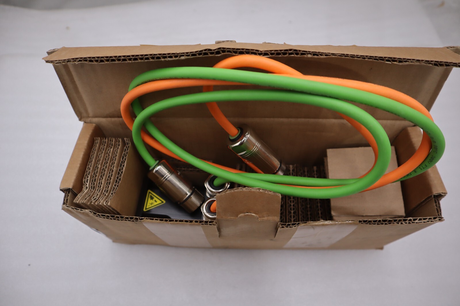 NEW JETTER SERVO MOTOR D-71642 TYP JHN2-0075-006-6RVS4-1.0 STOCK H948