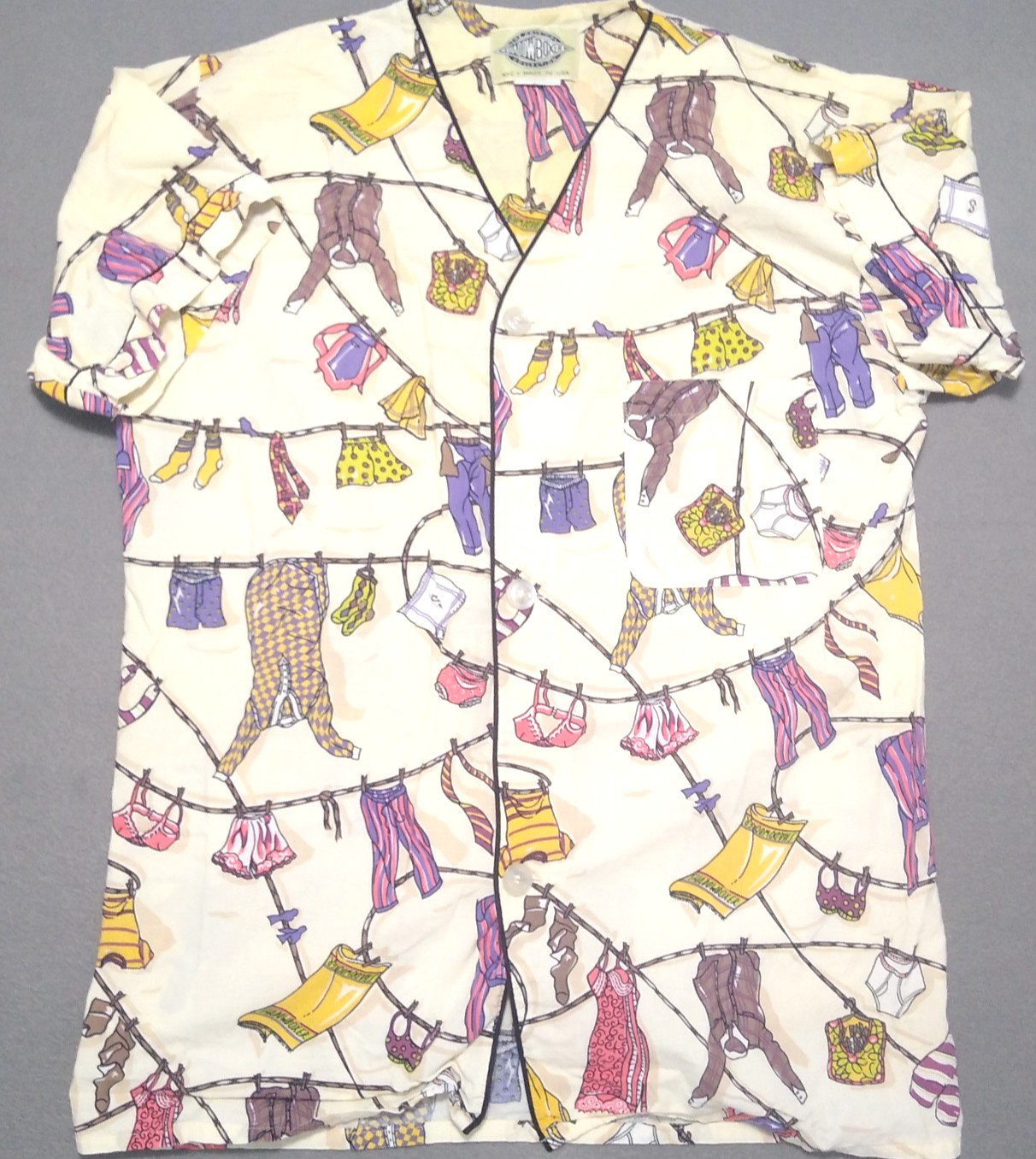 Shadow Boxer Collection NYC Pajama Top Small Clothesline Print Novelty