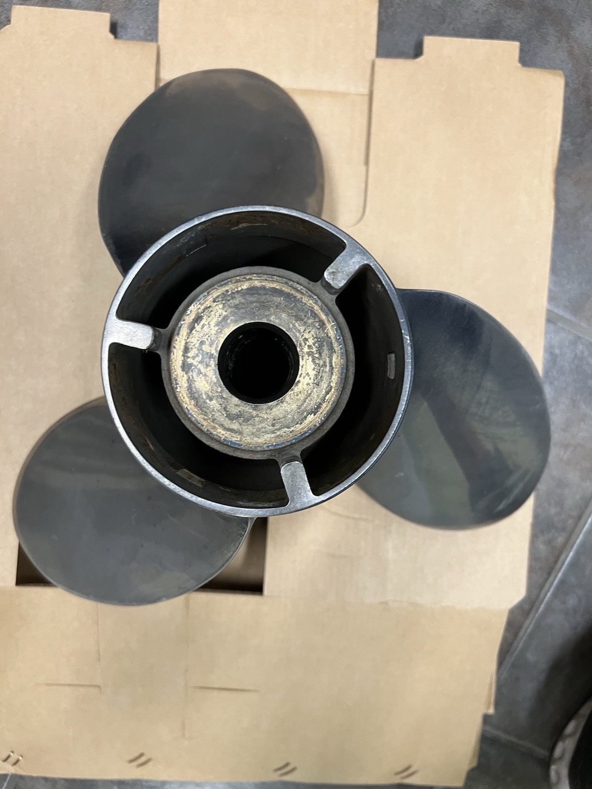 Vintage Mercury Stainless Steel Propeller 14 Inch by 19 Pitch TS 1070 19