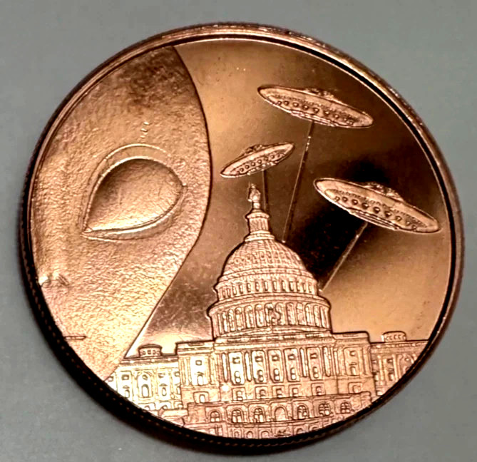 Alien UFO Saucer Attack DC - 1 Ounce Fine .999 Copper Round RARE 1oz