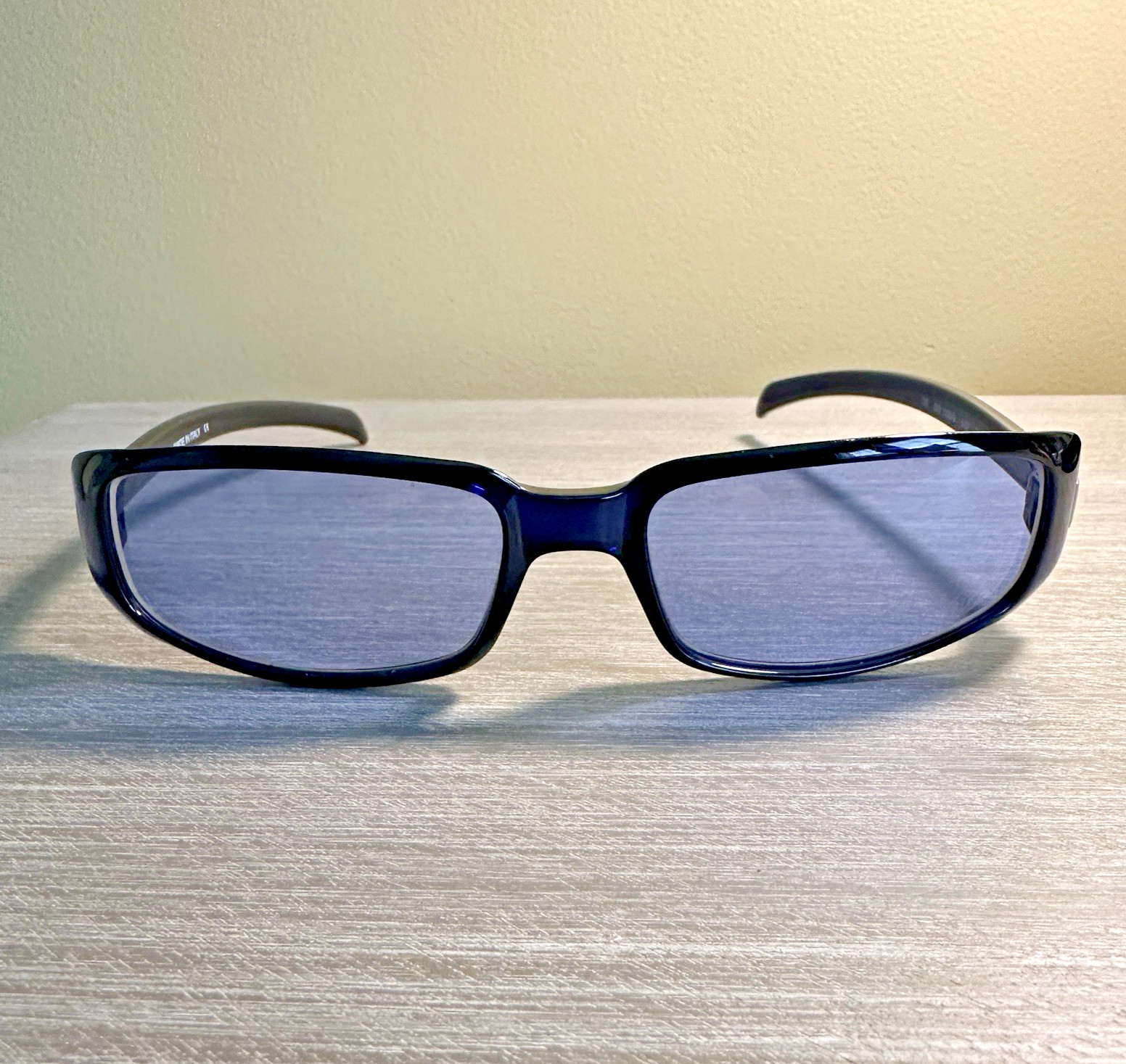 Vintage Gucci GG 1188/S Sunglasses Black 55mm Italy Y2K 90s Designer