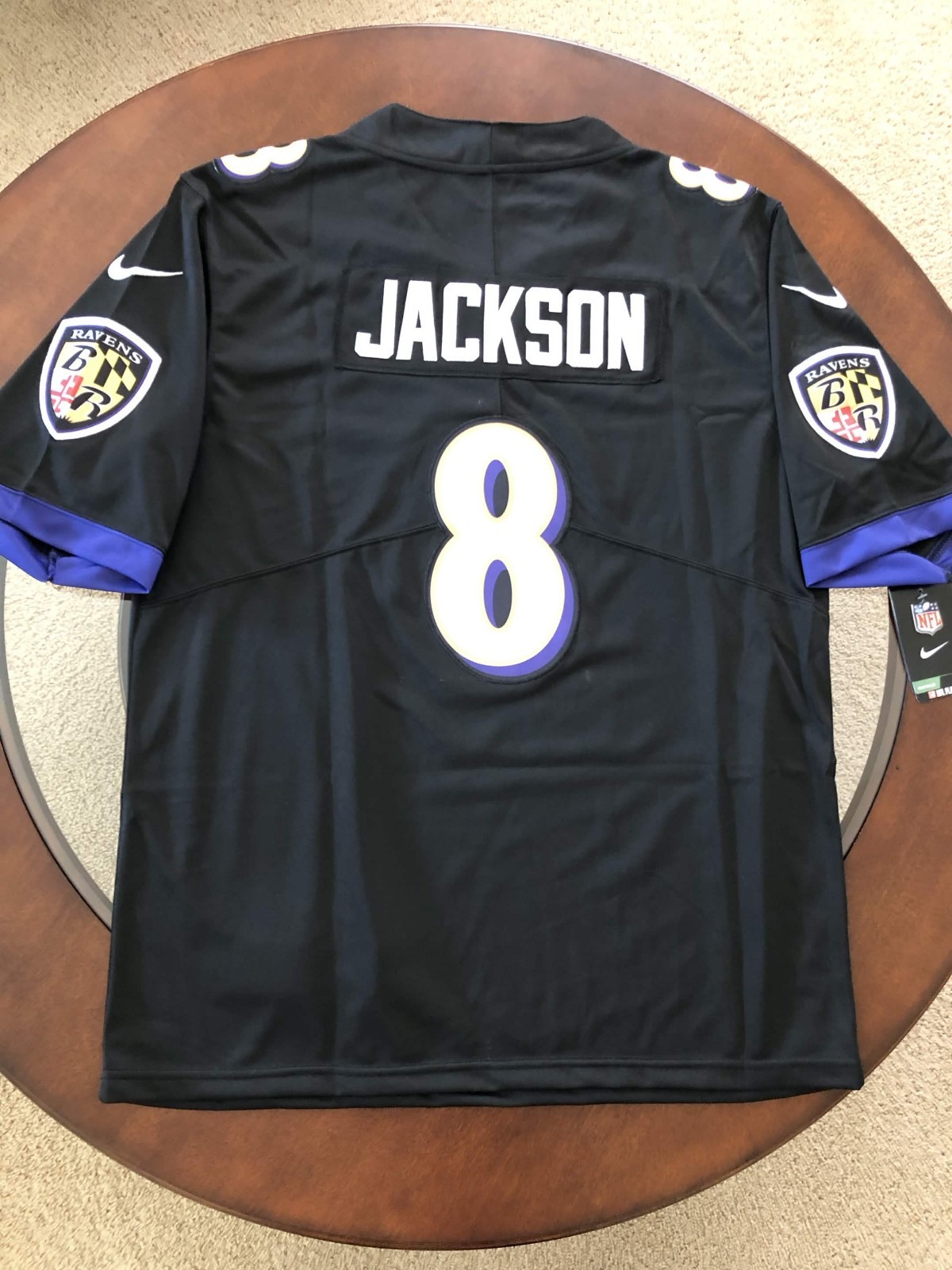 sNWT Lamar Jackson Ravens Men's Medium Black Jersey Stitched #8
