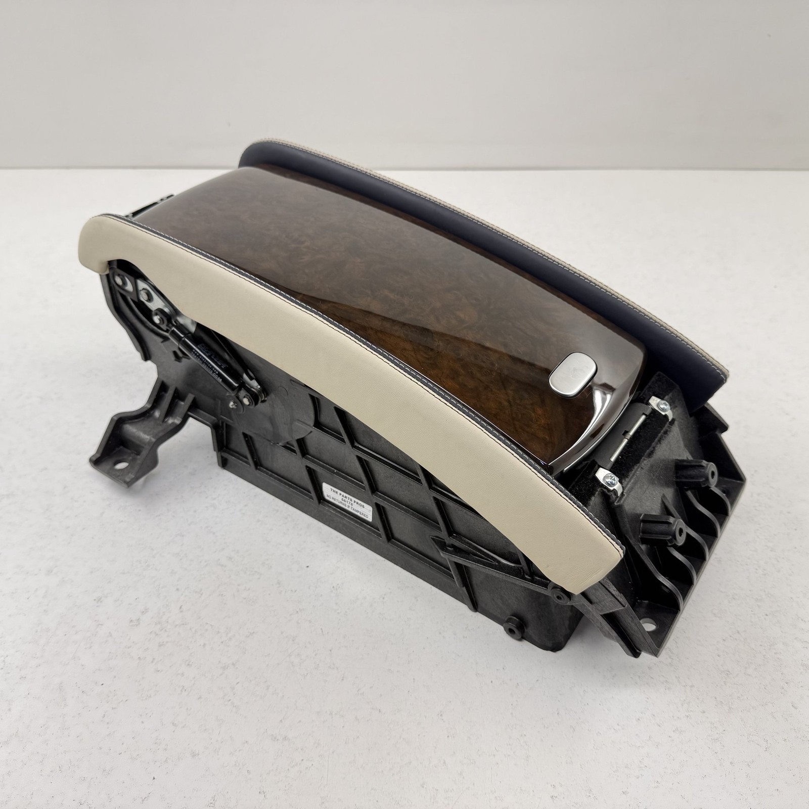 2014-2018 Bentley Flying Spur Rear Center Console Seat Armrest Arm Rest OEM 2014-2018 Bentley Flying Spur Rear Center Console Seat Armrest Arm Rest OEM