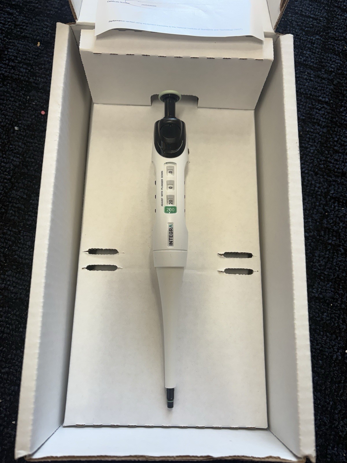 Integra Evolve Manual Single-Channel Pipette 20- 200 µl, 3016 Integra Evolve Manual Single-Channel Pipette 20- 200 µl, 3016