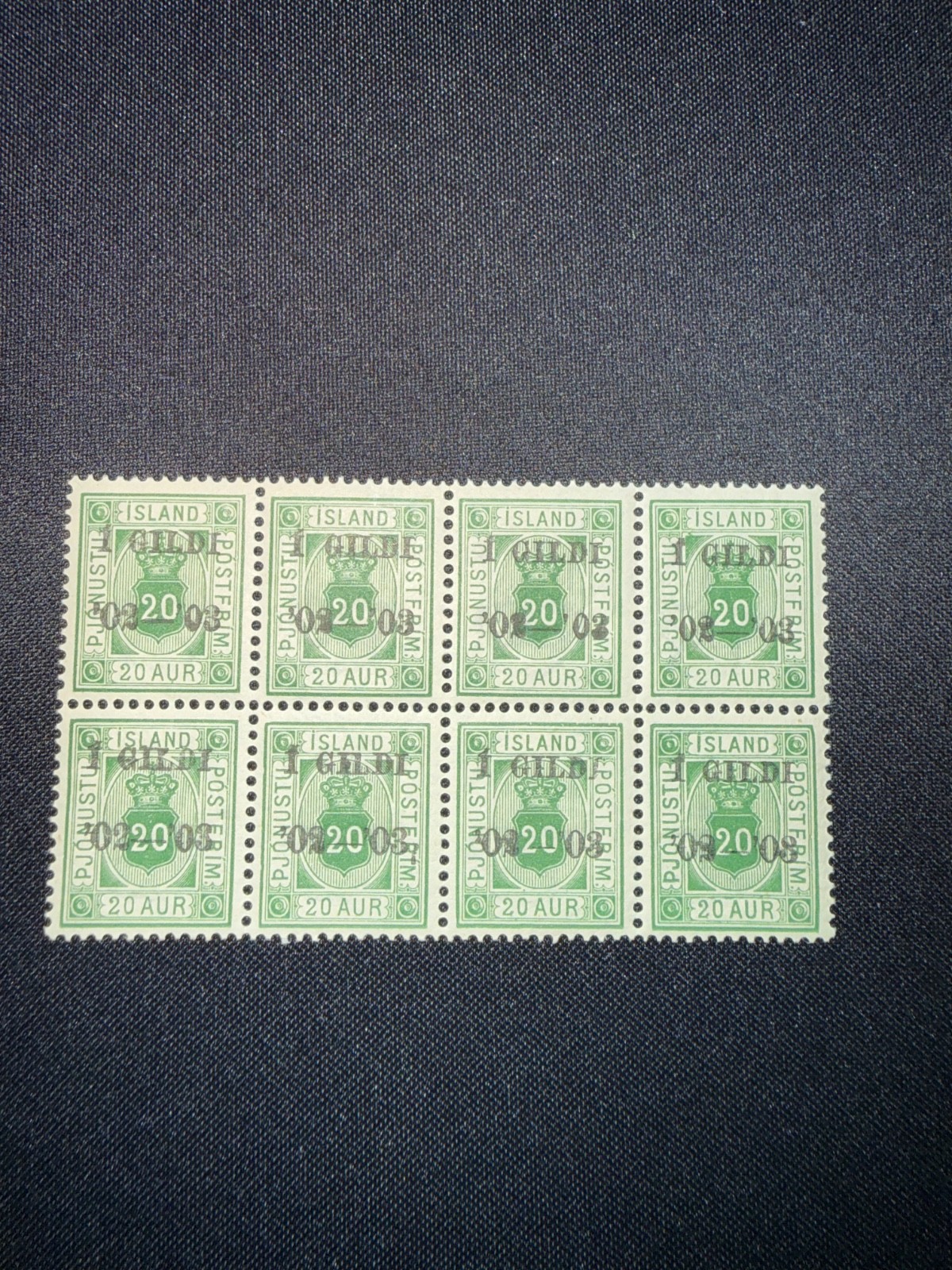 Iceland 20 Aur Green Overprint Stamp Block of 8 – Mint Original Gum