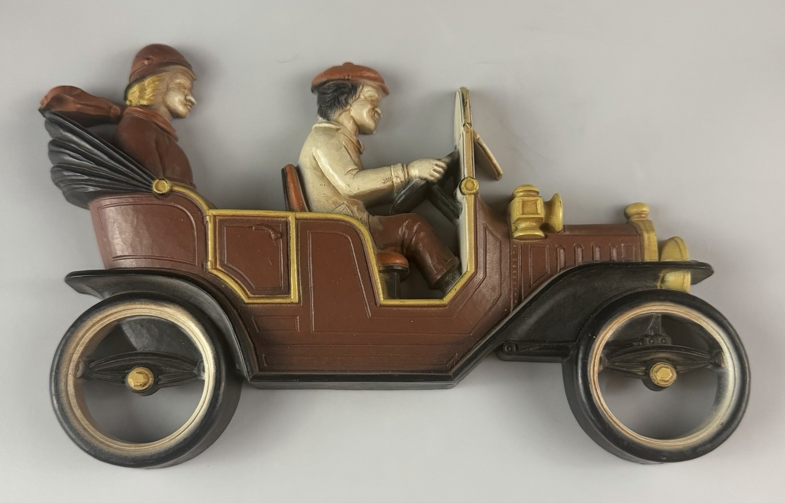 Vintage 1975 Homco Antique Car Wall Plaque 7358 Molded Plastic 3D Decor USA