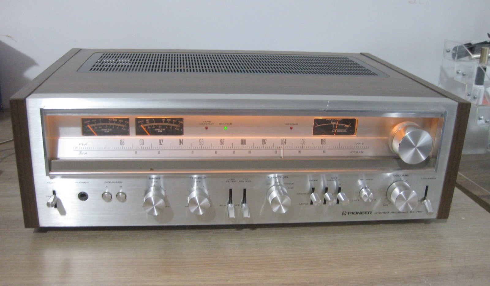Pioneer SX-780 Vintage AM/FM Stereo Receiver TESTED & WORKING Pioneer SX-780 Vintage AM/FM Stereo Receiver TESTED & WORKING
