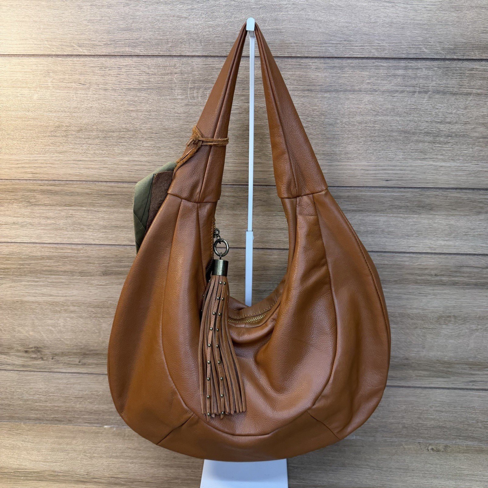 Vilenca Leather Hobo Crescent Shoulder Bag Brown Slouchy Large Studded Tassel Vilenca Leather Hobo Crescent Shoulder Bag Brown Slouchy Large Studded Tassel