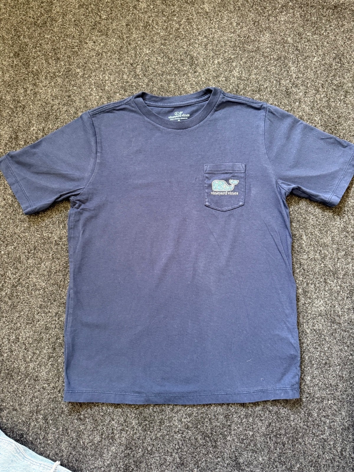 Vineyard Vines Boys Pocket Tee Navy Football Whale Logo Size M (12-14)