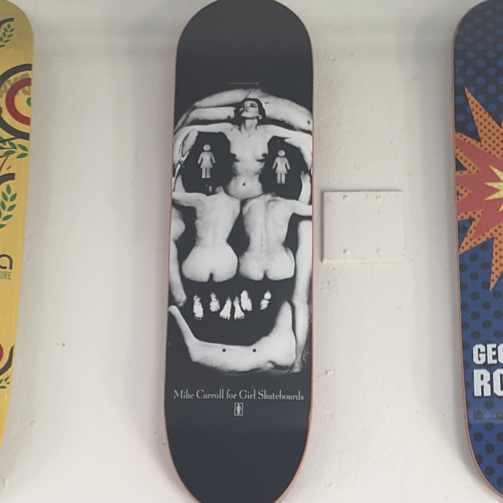 SUPER RARE Mike Carroll Skull Salvador Dali 1990s release\ SUPER RARE Mike Carroll Skull Salvador Dali 1990s release\