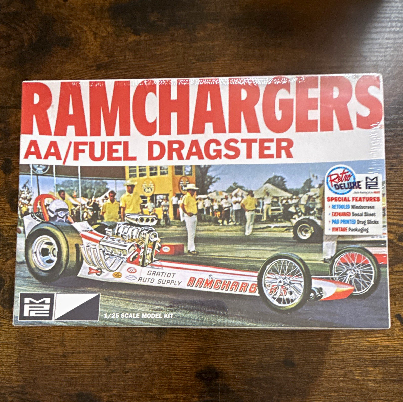 MPC Ramchargers AA/Fuel Dragster 1:25 Plastic Model Kit MPC914/2 MPC Ramchargers AA/Fuel Dragster 1:25 Plastic Model Kit MPC914/2