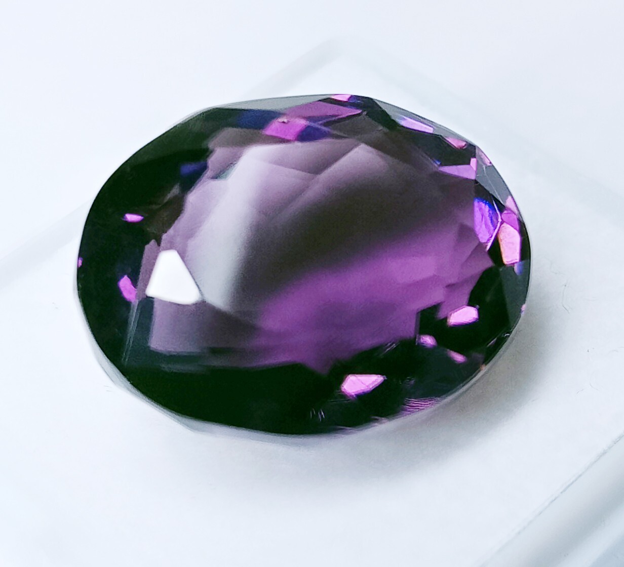Superb Natural Purple Blue Taaffeite Oval Cut 17.60 Ct Certified Loose Gemstone