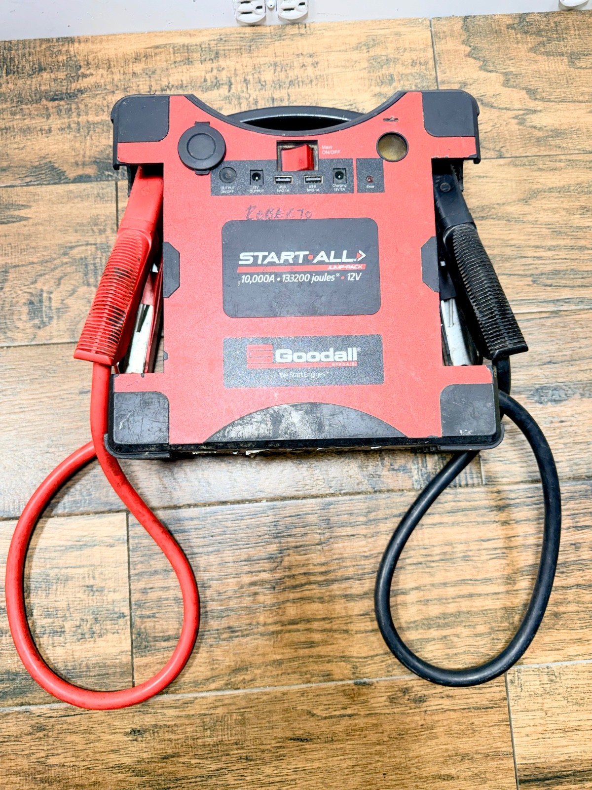 Goodall JP-12-10000-003 Start All Jump Pack 10,000 Amp - No Charger Y559 Goodall JP-12-10000-003 Start All Jump Pack 10,000 Amp - No Charger Y559