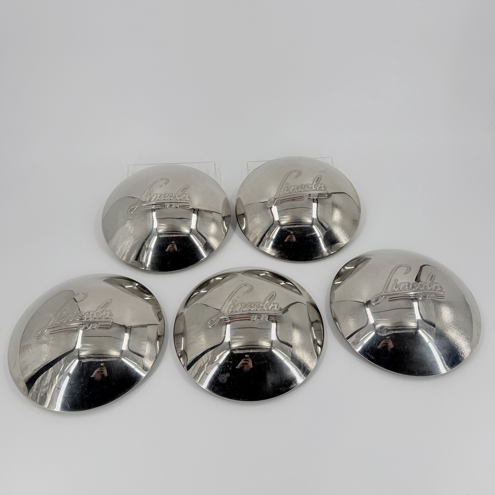 Vintage 1930’s/40’s 5-LINCOLN V-12 HUB CAPS