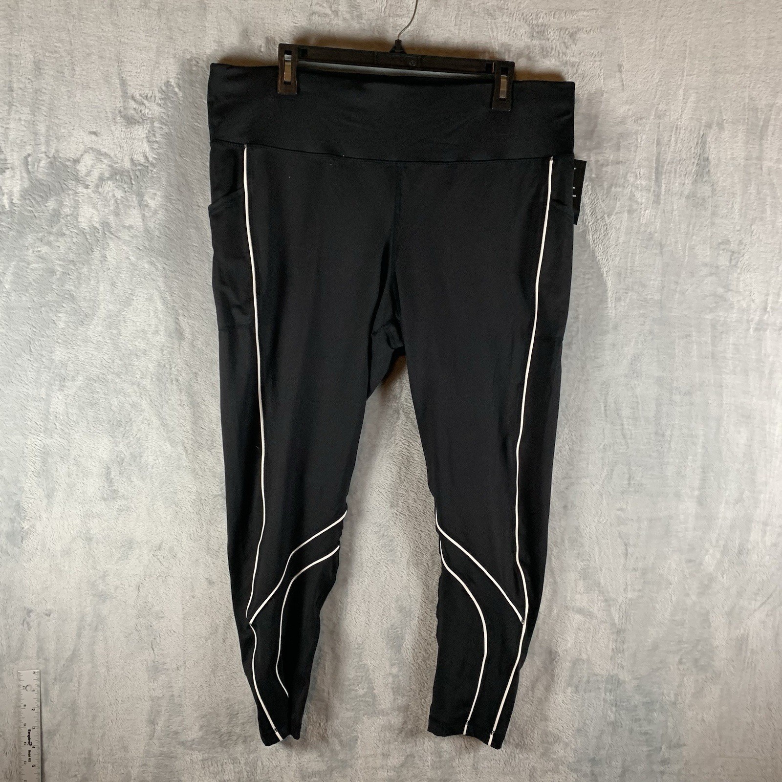Ideology Womens Leggings 2X 7/8 Length High Rise Black White Pockets Performance