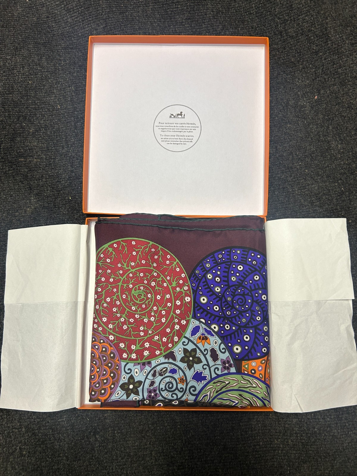 Hermes Paris Scarf Silk Carre 90 Reves D Escargots Dreams of Snails C Henry