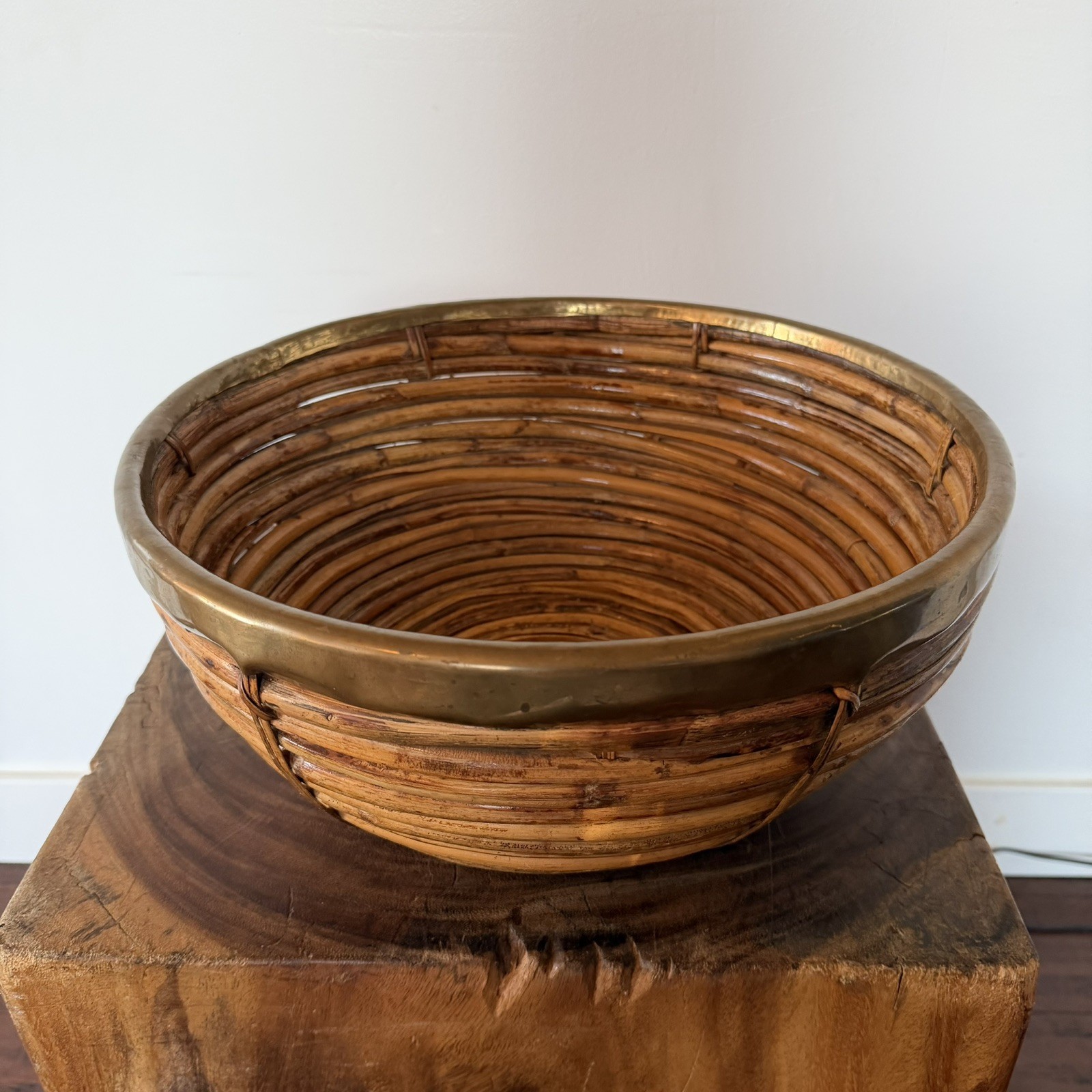 Italian Pencil Reed Rattan & Brass Basket Bowl Crespi Style Italian Pencil Reed Rattan & Brass Basket Bowl Crespi Style