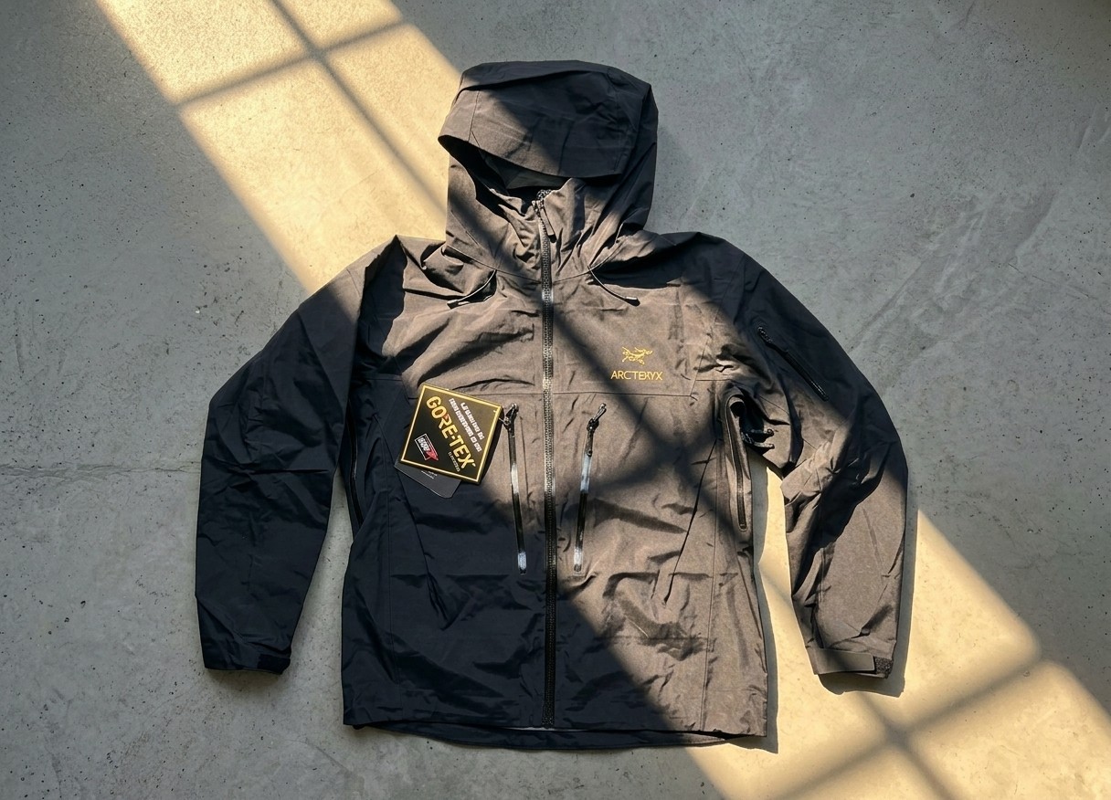 Arc’teryx Alpha Jacket GORE-TEX Pro Men’s Black Hardshell NEW With Tags [L]