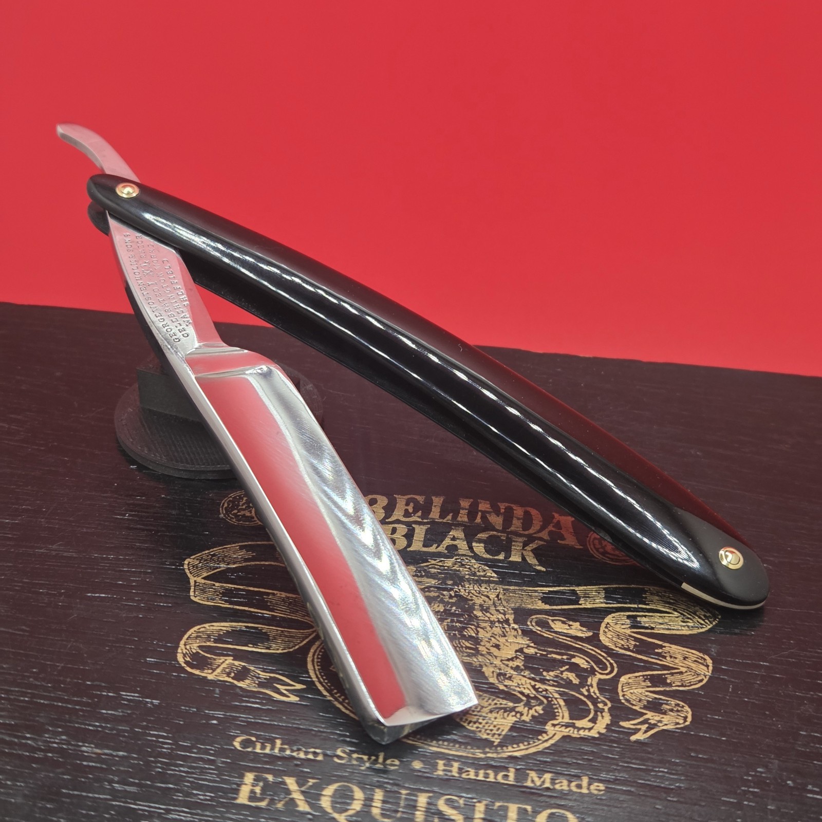 Vintage/Antique 3/4 George Wostenholm & Sons, IXL Sheffield Razor. Original 