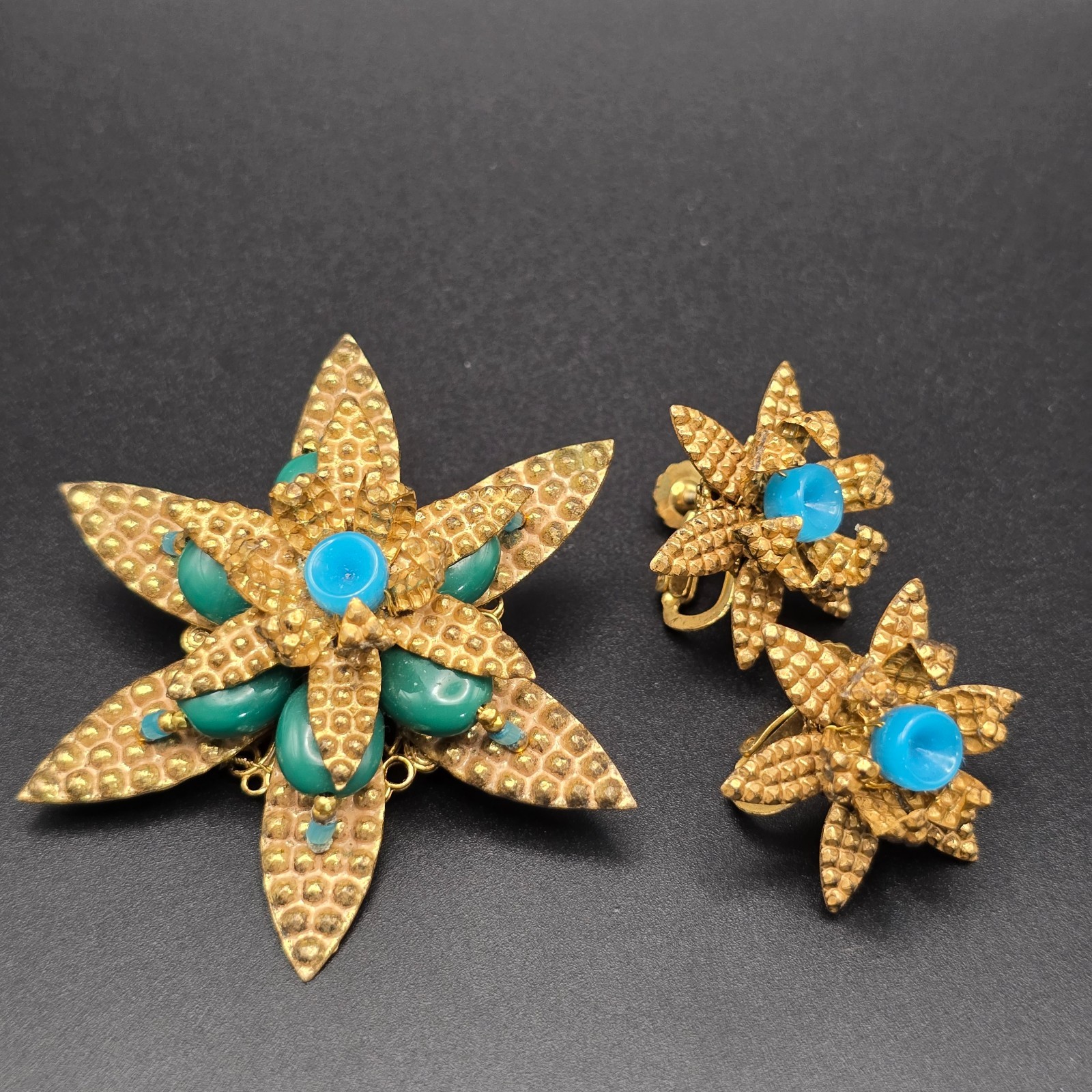 Vtg. Miriam Haskell Turquoise Blue Green Cabochon Flower Brooch Earring Set