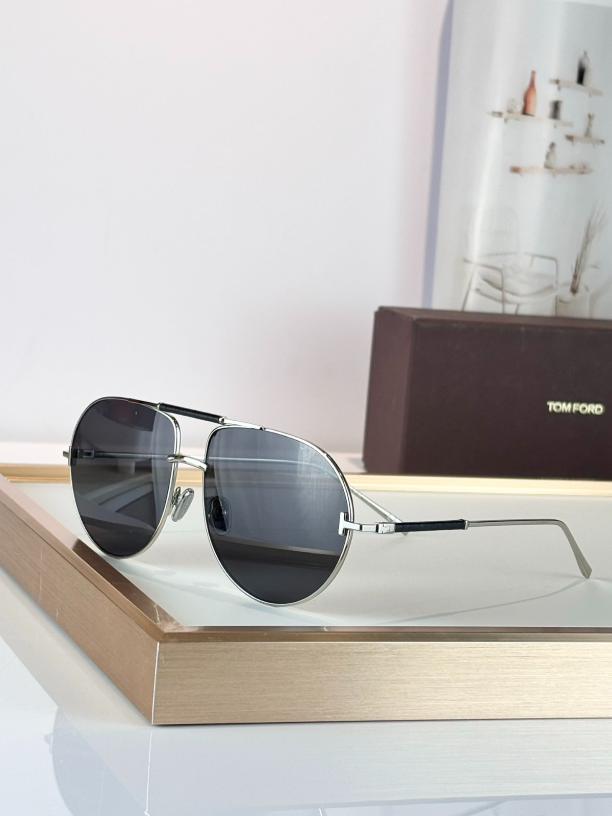 Tom Ford TF1308 Aviator Sunglasses 61-16-140 Men\'s Women\'s Authentic Italy