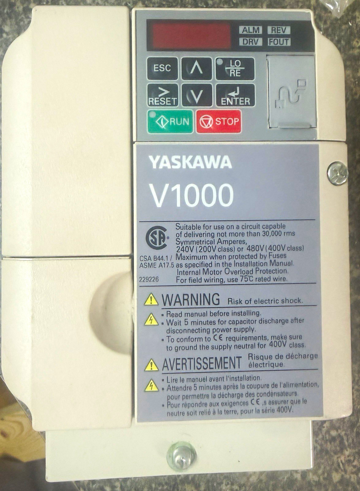 Yaskawa V1000 VFD CIMR-VU4A0002FAA 380-480V 3-Phase 1HP 0.75kW IP20 Yaskawa V1000 VFD CIMR-VU4A0002FAA 380-480V 3-Phase 1HP 0.75kW IP20