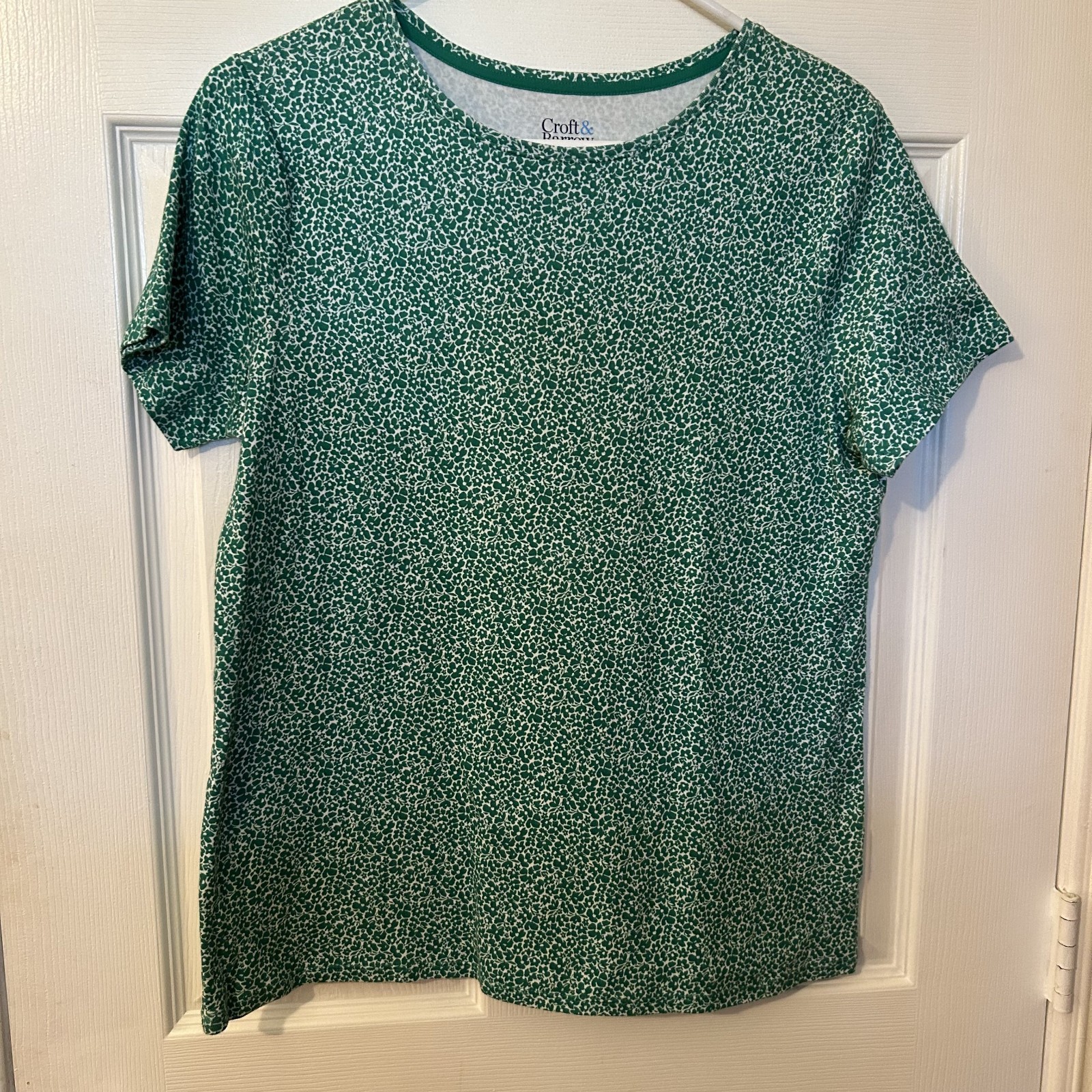 Croft & Barrow Classic Tee Women\'s Med Green whte Short Sleeve Cotton T-Shirt