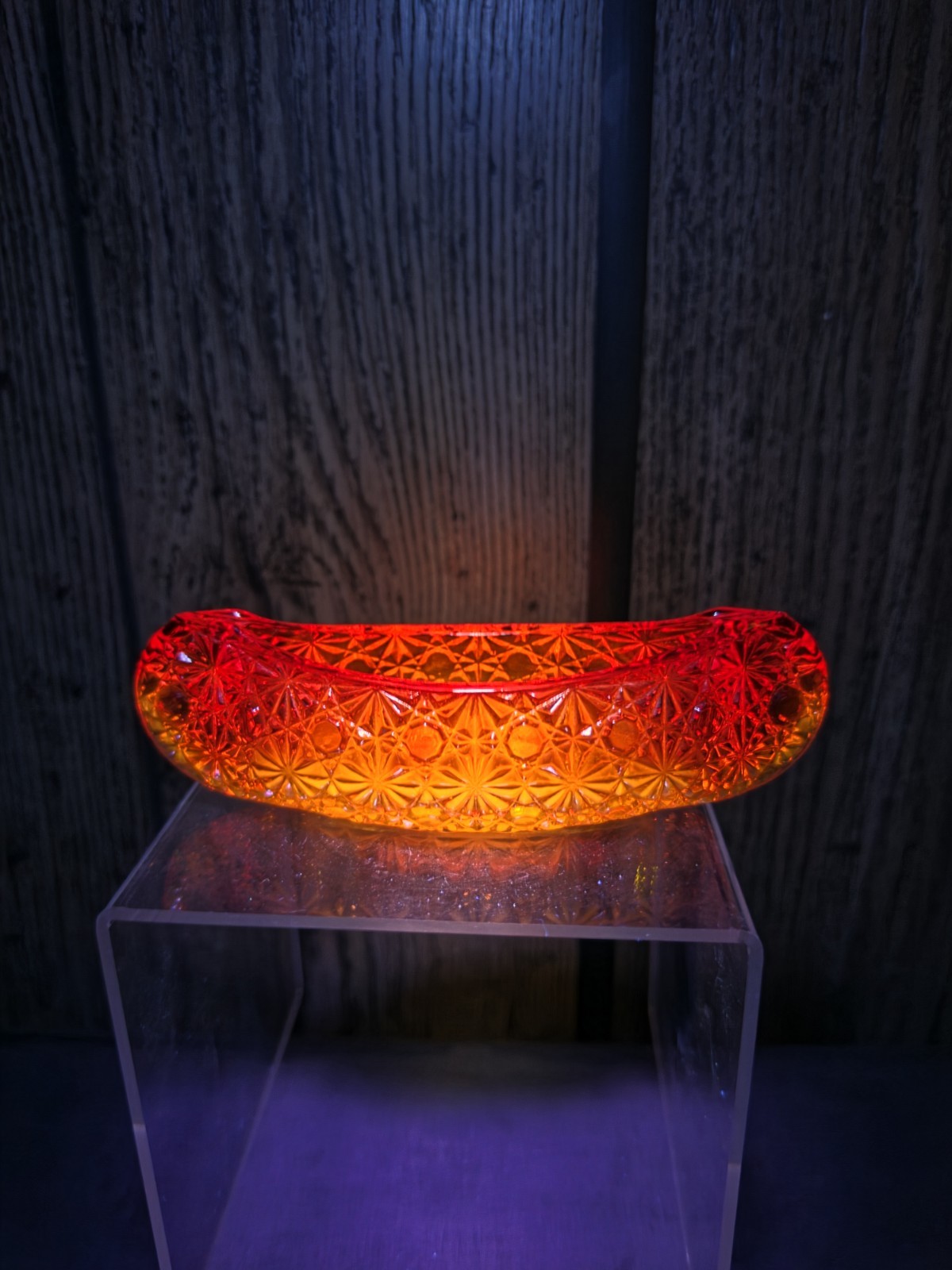 Mid Century Vintage Fenton Glass Red/ Amberina Canoe Daisy & Button Pattern Mid Century Vintage Fenton Glass Red/ Amberina Canoe Daisy & Button Pattern